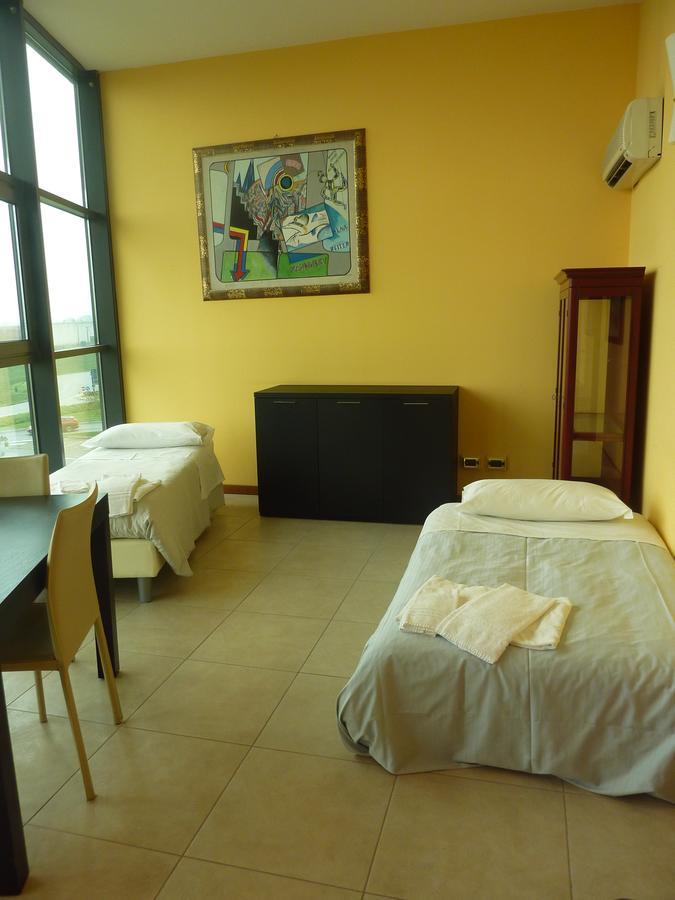 Hotel Padus Meublè Parma San Quirico  Esterno foto